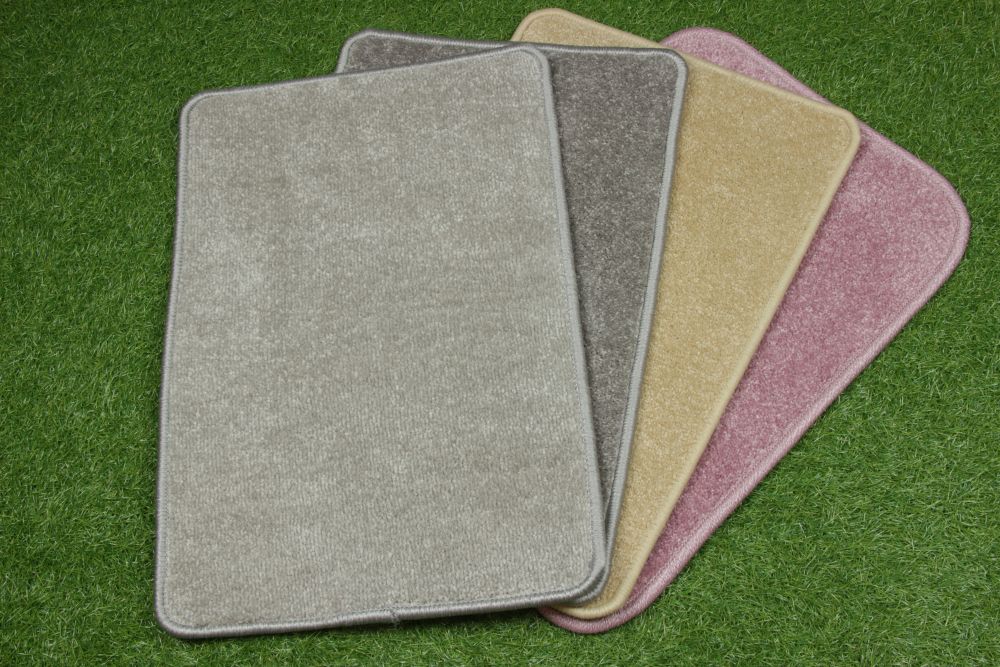 енесі жас өгей ұлына үстемдік етеді